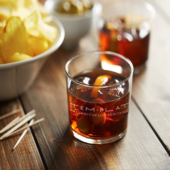 vermut rojo artesano templat.