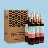 Caja que contiene 6 botellas de vermut Templat rojo